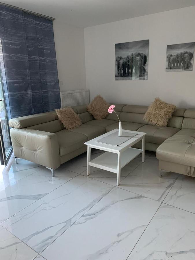 Ive'S Gardenia Seaside Apartment จีฟโนฟ ภายนอก รูปภาพ